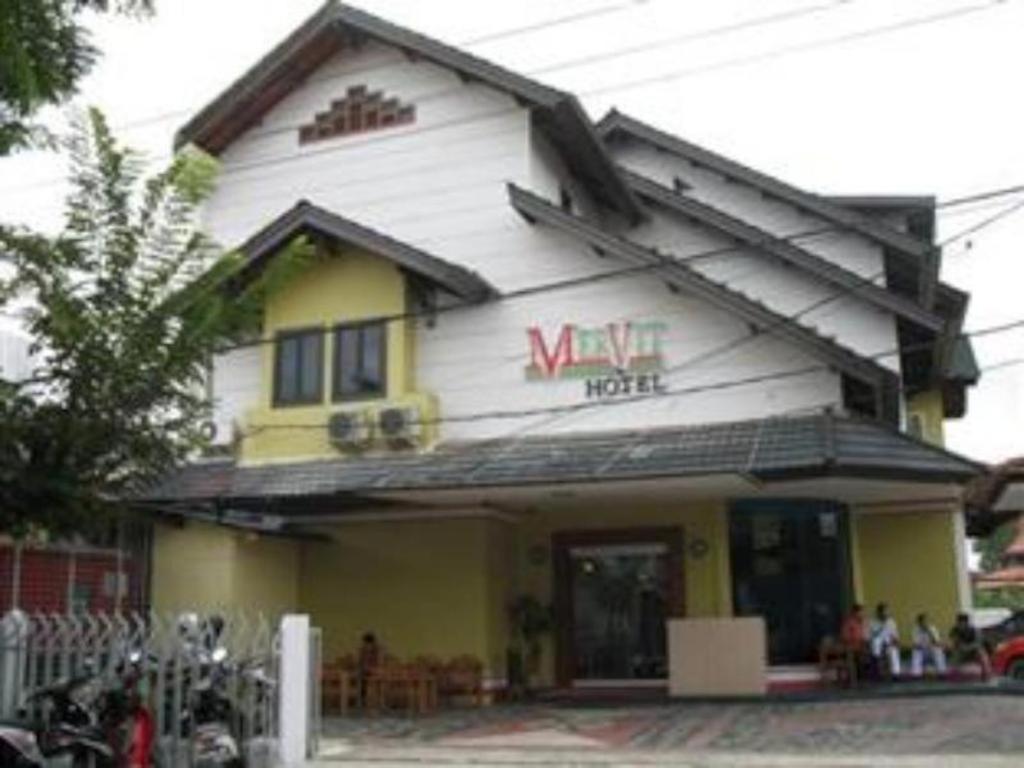 Mervit Hotel Padang  Ngoại thất bức ảnh